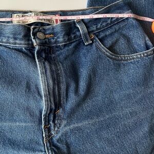 Levi's 550 Classic Relaxed Tapered Blue Jeans Sz 12